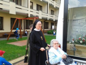 image009